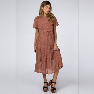 NWOT Maternity dress
